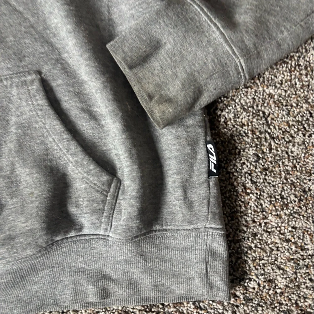 Fila Heather Gray Men's Hoodie sweater sweatshirt size large Preloved - Picture 2 of 5